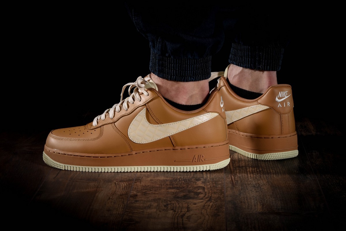 NIKE AIR FORCE 1 '07 LV8 ELEMENTAL GOLD for £95.00 | kicksmaniac.com