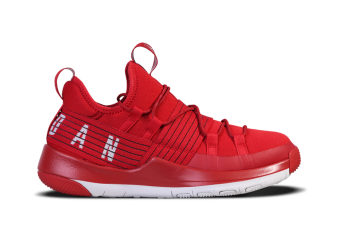 Jordan hot sale trainer red