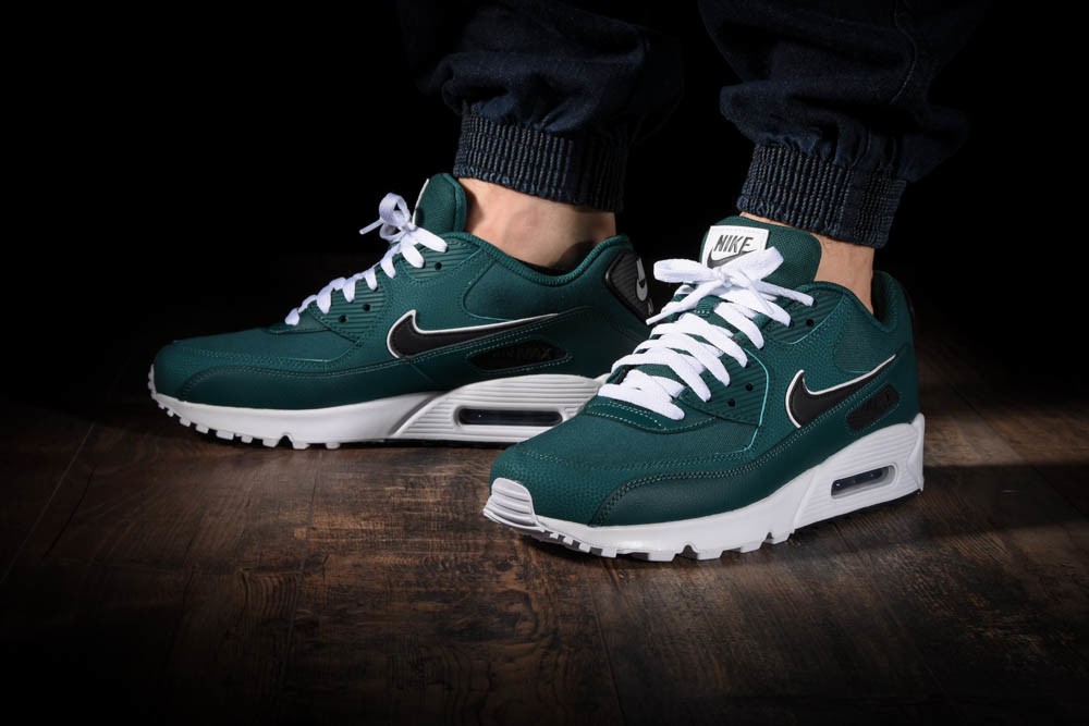 NIKE AIR MAX 90 ESSENTIAL GREEN