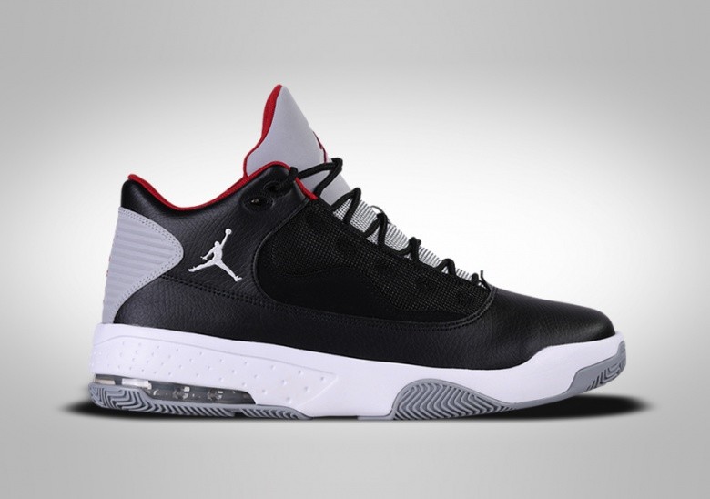 Nike Air Jordan Max Aura 2 Gs Bred Price 82 50 Basketzone Net