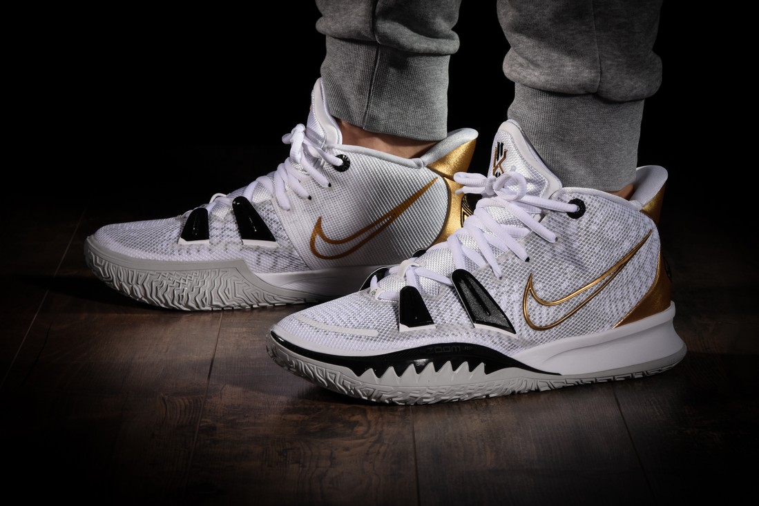 NIKE KYRIE 7 RINGS WHITE METALLIC GOLD