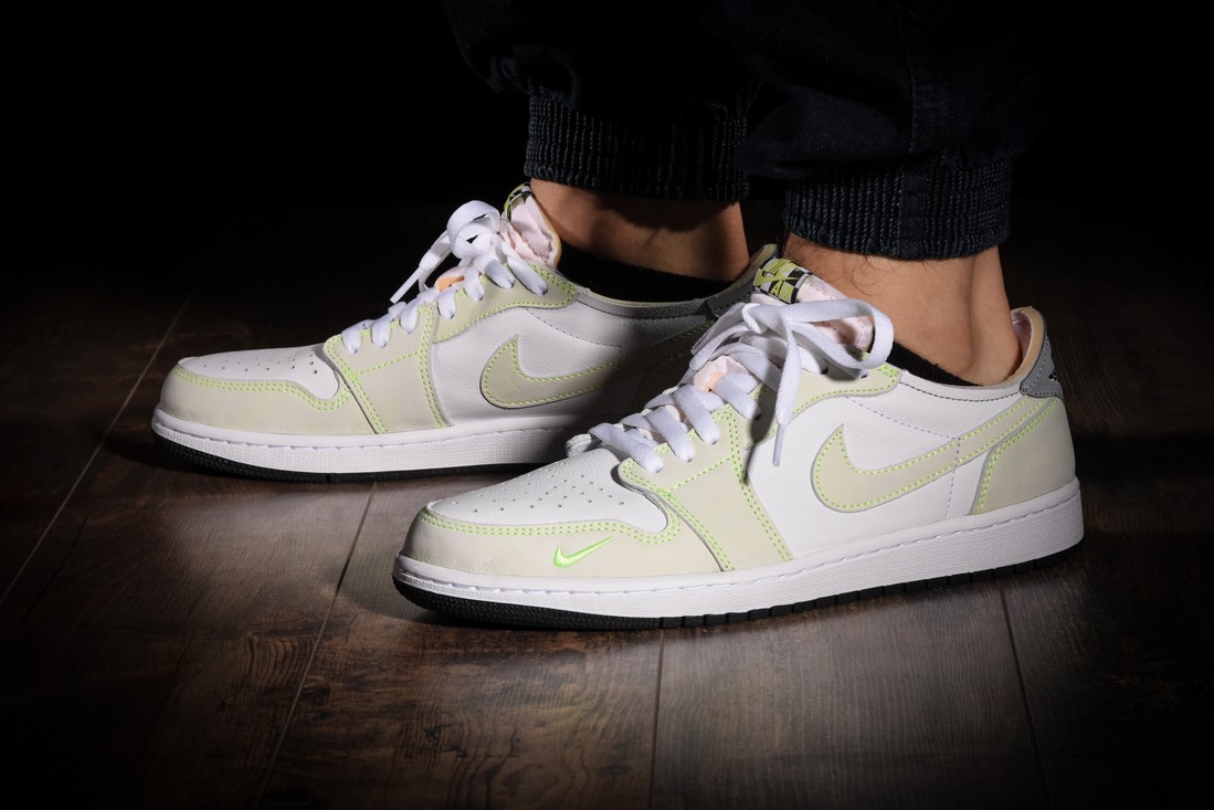 Jordan 1 ghost green online