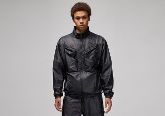 NIKE 23ENGINEERED STATEMENT TRACK JACKET BLACK